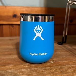 Hydro Flask 10oz wine glass with lid